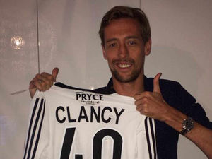 Supporting image for story: Stoke City forward Peter Crouch congratulates Skrill North champions AFC Telford