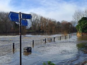 Supporting image for story: Shrewsbury Weir off-limits and parkrun cancelled as River Severn floods take hold