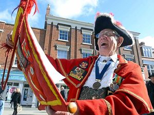 Supporting image for story: Tributes to world's oldest town crier
