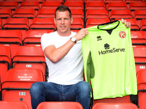 Supporting image for story: Walsall snap up keeper Chris Dunn