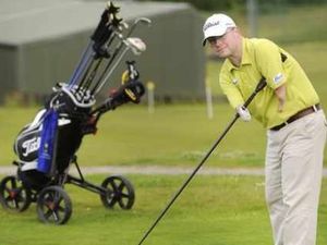 Supporting image for story: Tony's disabled golfing honour