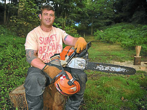 Supporting image for story: Shropshire's 'chainsaw bloke' carves career in art