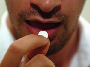 Supporting image for story: Pharmacies report widespread shortages of aspirin