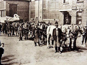 Supporting image for story: Titanic anchor procession to be replayed