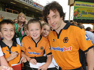 Supporting image for story: McCarthy expects Hunt to be fit for West Ham game