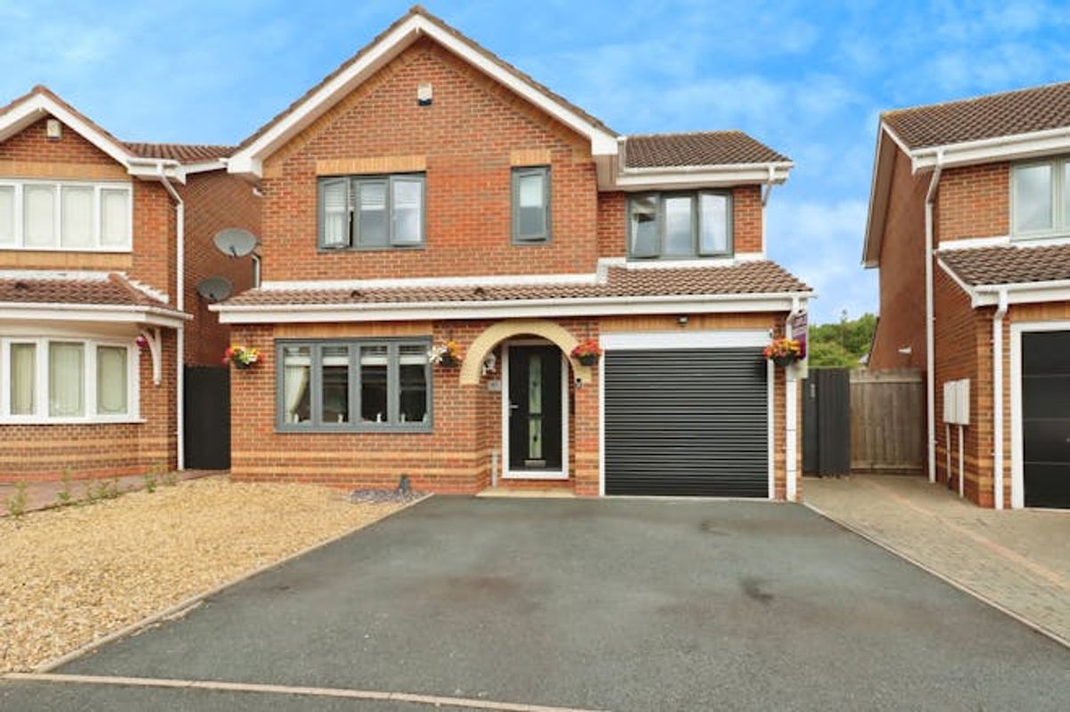 Four-bed modern family home for sale in Telford for &pound;357,950