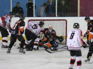 Supporting image for story: Trafford Metros 3 Telford Titans 2