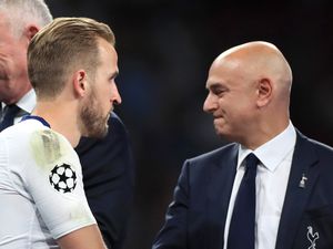 Supporting image for story: Harry Kane pays tribute to former Tottenham chairman Daniel Levy