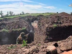 Supporting image for story: Russian drones attack Ukraine after Kremlin turns down ceasefire proposal