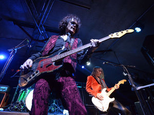 Supporting image for story: Cannock rocker Glenn Hughes to play Facebook gig