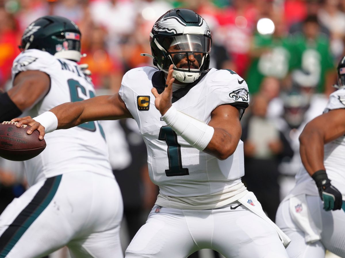 Philadelphia Eagles eclipse Kansas City Chiefs 20-17 in Super Bowl rematch