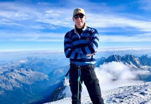 Supporting image for story