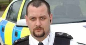 Supporting image for story: Officer praised for saving suicidal man