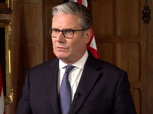 Supporting image for story: Starmer and Trump call for Iran to return to negotiating table after US strikes