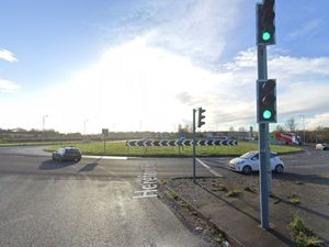 Supporting image for story: Delays at busy Shrewsbury A5 roundabout amid reports of failed traffic lights