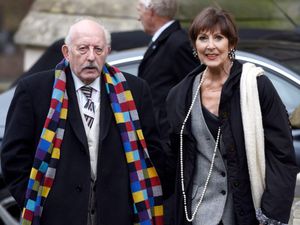 Supporting image for story: Anita Harris releases song for late husband in support of Alzheimer’s research