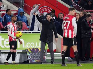 Supporting image for story: Arsenal boss Mikel Arteta says ‘chaos’ at Brentford could have been worse
