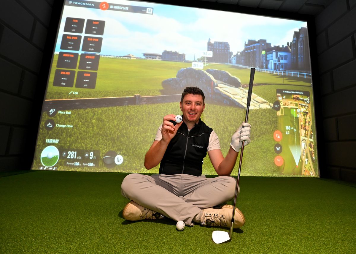 Tee off whatever the weather as Telford’s first indoor golf simulation studio swings into action Tee off whatever the weather as Telford’s first indoor golf simulation studio swings into action
