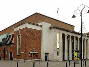 Supporting image for story: Getting a glimpse of backstage action