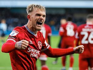 Supporting image for story: Shrewsbury v Wycombe: Town need to cash in after favourable midweek results