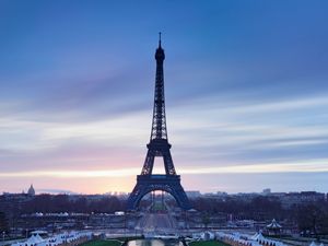 Supporting image for story: Forbes to sign deal with Paris region to boost economy