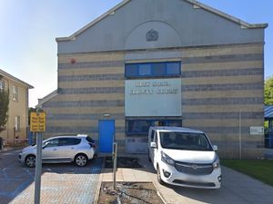 Supporting image for story: Llandrindod Wells man stabs himself to death separating burgers