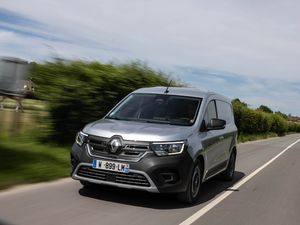 Supporting image for story: Renault revises light commercial range with simplified trims and price reductions