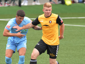 Supporting image for story: Pitmen held to Bank Holiday draw by Pics