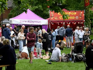 Supporting image for story: In pictures: Tettenhall comes alive with happy people, entertainers, stalls, and music at annual food festival