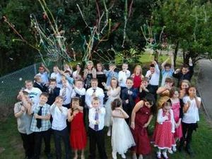 Supporting image for story: More glamourous prom photos