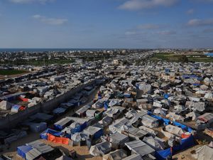 Supporting image for story: US vetoes UN Security Council resolution demanding immediate Gaza ceasefire