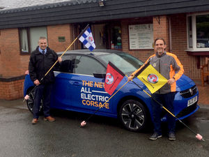 Supporting image for story: Arthurs sponsors Mile End Golf Club hole flags to support club reopening