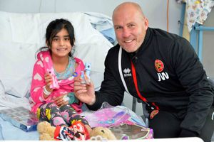 Jon Whitney and Isha Hanif, 4, from Parkhall