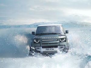 Supporting image for story: Jaguar Land Rover returns to profit