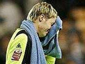 Supporting image for story: Wolves lick their wounds