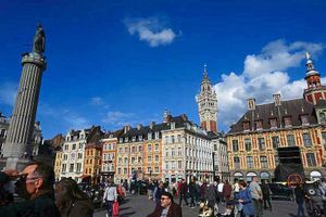 Supporting image for story: Vibrant new image