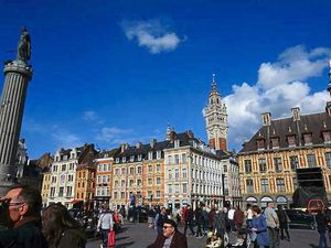 Supporting image for story: Vibrant new image