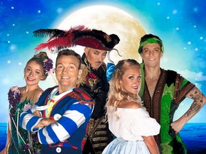 Supporting image for story: Bradley Walsh and Martin Kemp chat ahead of Peter Pan Panto in Birmingham