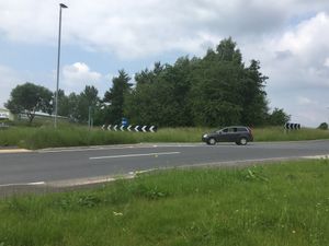 Overgrown verges at Gledrid roundabout 