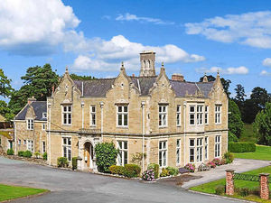 Supporting image for story: Oswestry's Oakhurst Hall on sale for eye-watering £1.85 million