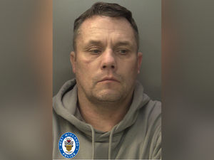 Supporting image for story: Watch: £1.3 million worth of drugs stashed in Sports Direct bags found in car boot after 120mph chase on M5
