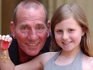 Supporting image for story: Family came first for Pete Postlethwaite