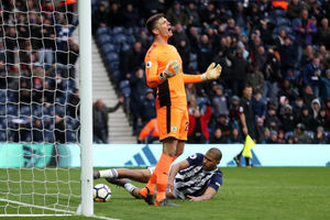 Nick Pope in goal for Burnley (AMA)
