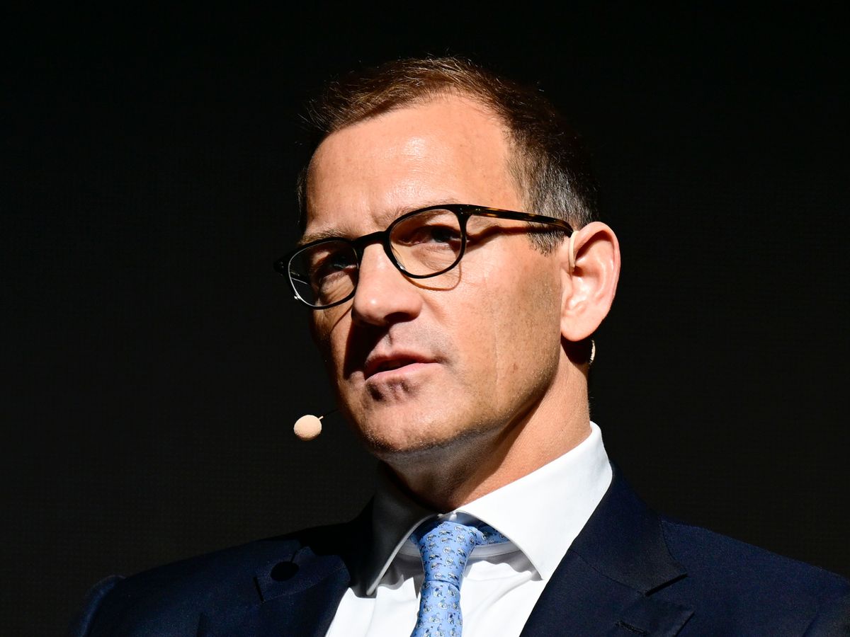 Royal Mail sale to Czech billionaire Daniel Kretinsky cleared by the  Government | Express & Star