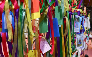 The LOUDfence conference will allow people to tie brightly coloured ribbons, tokens, or messages to railings