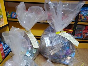 Supporting image for story: Clampdown on illegal vapes as police seize products from shop