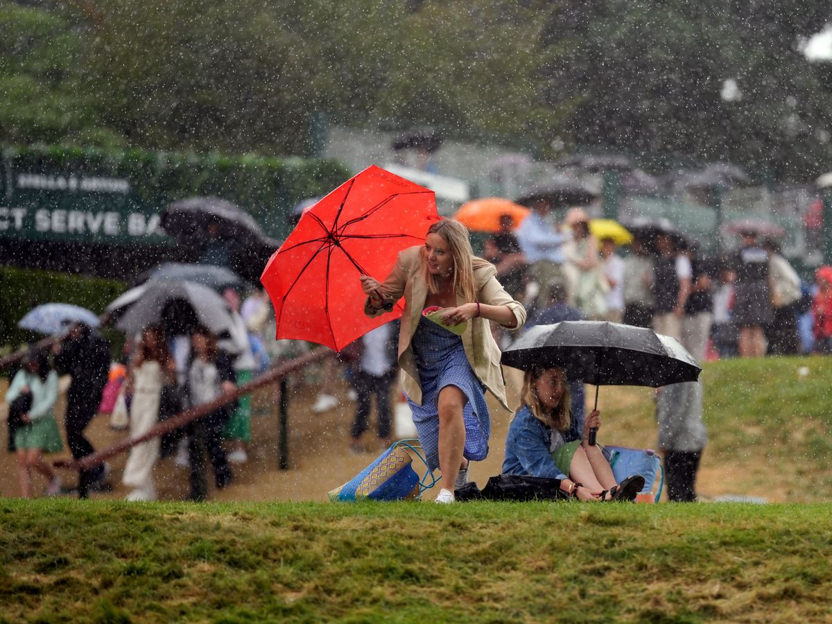 Wimbledon diary: Thunderous reception on Centre Court as heavy rain hits SW19
