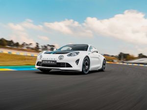 Supporting image for story: Alpine’s A110 R Le Mans is a tribute to famous endurance race