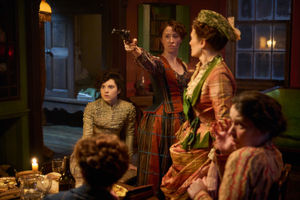 A Thousand Blows Season 2. Pictured: Darci Shaw as Alice Diamond and Erin Doherty as Mary Carr. Picture: Robert Viglasky/Disney+
