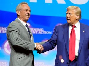Supporting image for story: Robert F Kennedy Jr says Donald Trump would push to remove fluoride from water